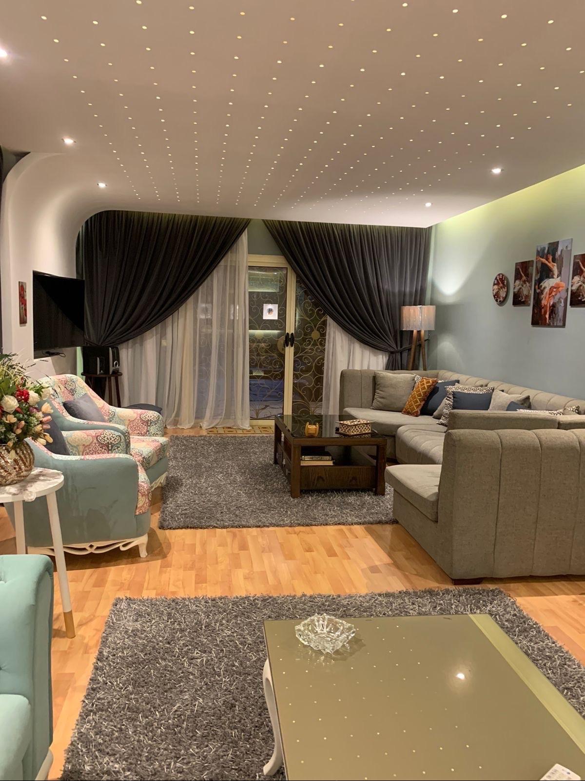Spacious 3-Bedroom Apartment with 2 Bathrooms and Expansive Garden