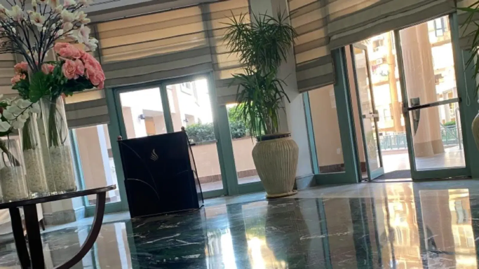 شقة فندقية للبيع في فورسيزون الإسكندرية بمساحة 270 متر