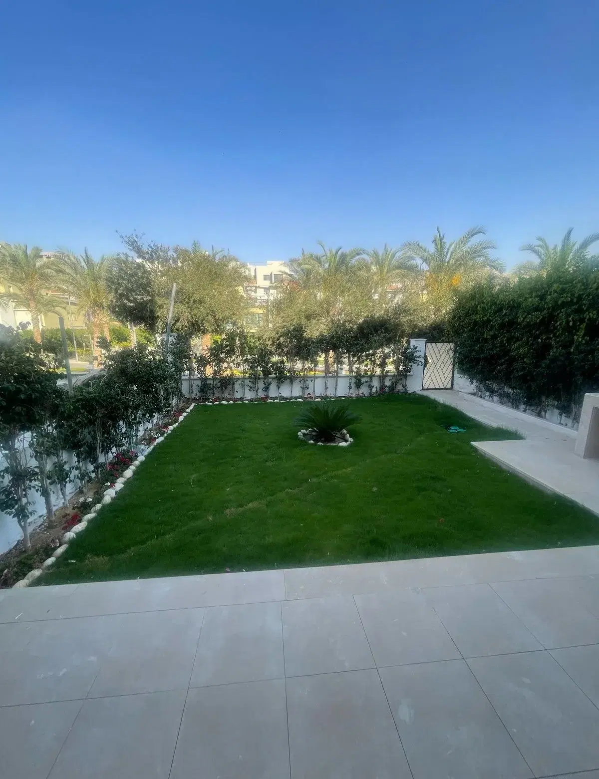 First use townhouse for rent in Sodic Villette fully finished