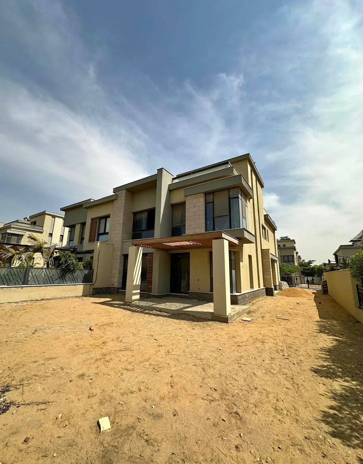 Big spaces, semi-finished: SODIC Villette twin house with 313 sqm BUA on 400 sqm land