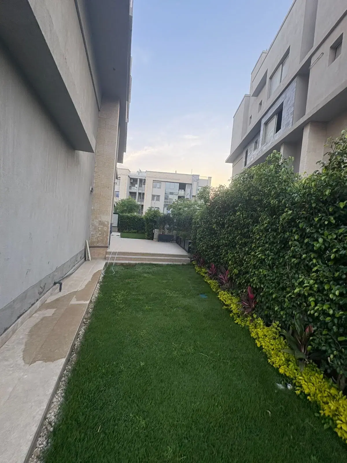 Galleria Moon Valley duplex with 220 sqm private garden