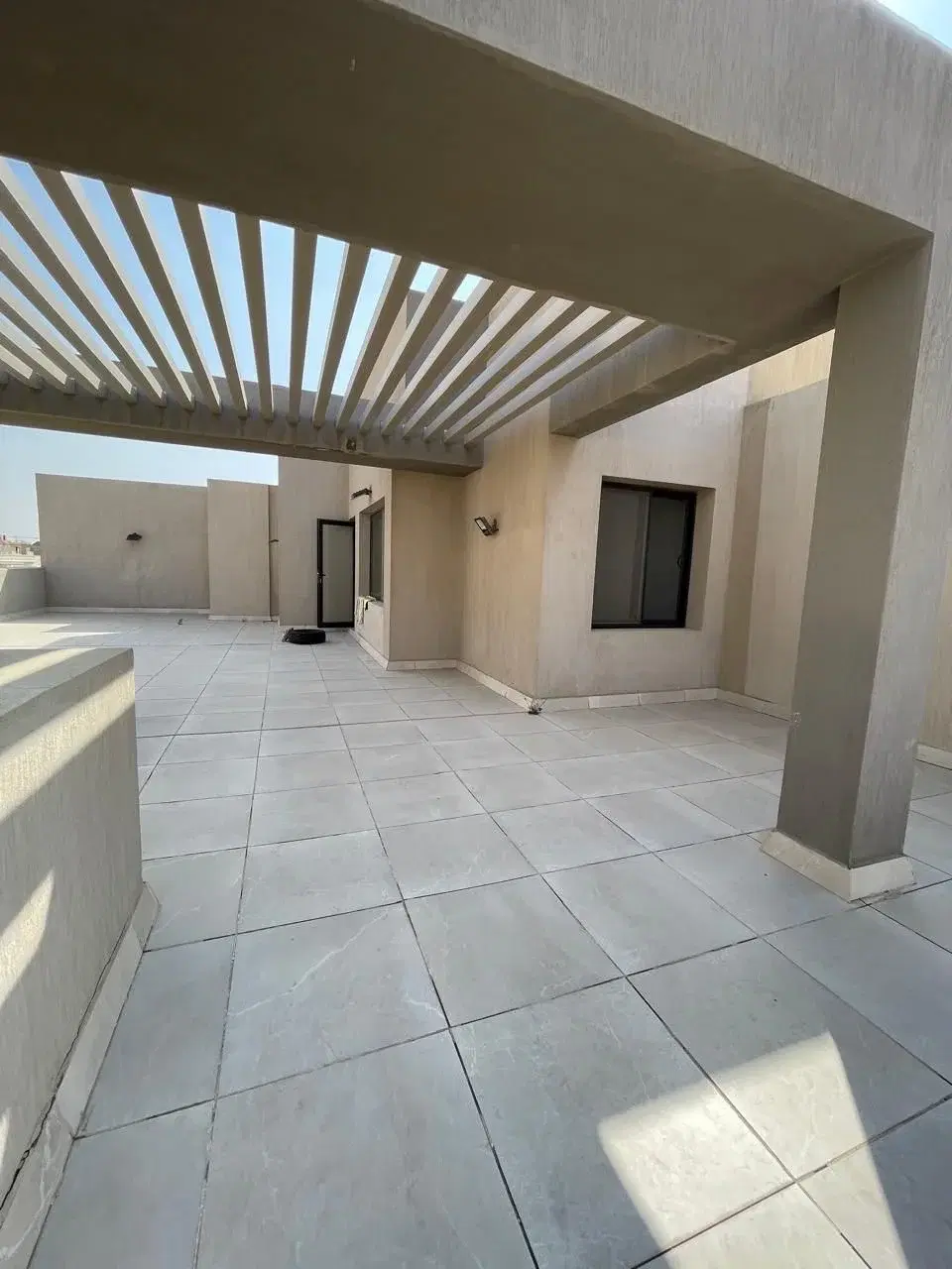 Spacious Penthouse For Sale with Stunning Views in New Cairo
