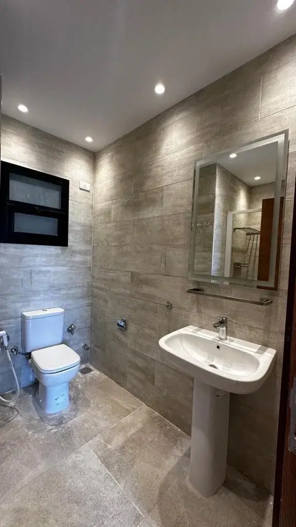 2-Bedroom For Sale Apartment on Third Floor in New Cairo