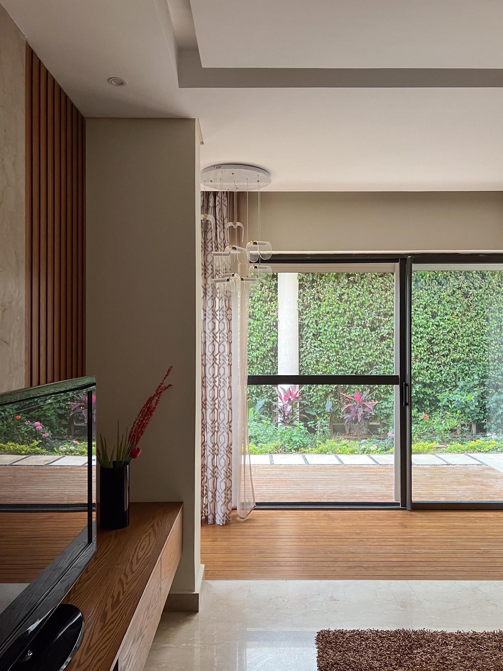 2-bed apartment for rent in Lake View Residence — 130 sqm + 100 sqm garden