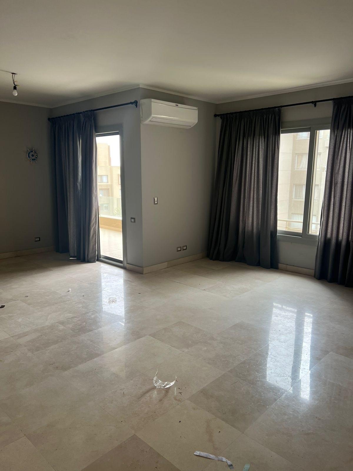 شقة 2 غرفة للإيجار في Village Gate Palm Hills - القاهرة الجديدة 150 متر