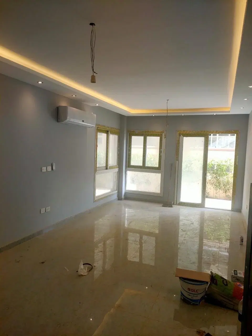 شقة أرضي ١٤٥ م² مع حديقة خاصة وإطلالة ماونتن فيو — iCity Club Park، القاهرة الجديدة