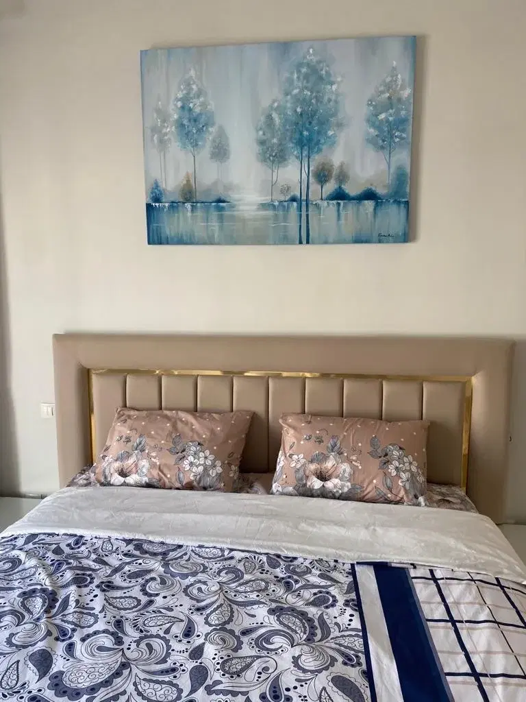 Spacious Apartment for Rent in Mivida Boulevard 220m