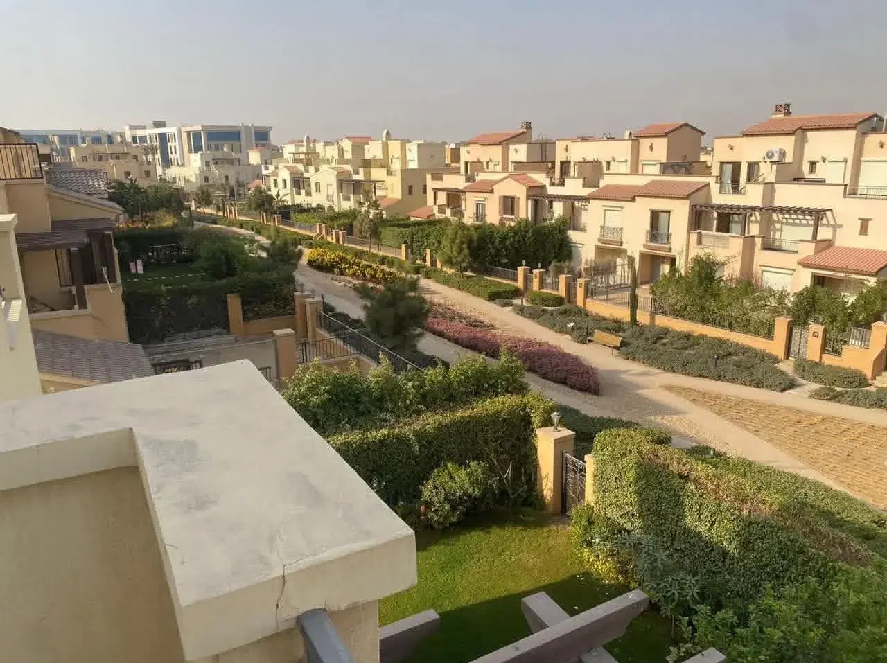 Fully furnished townhouse for rent in Mivida Avenues with 220 sqm ready to move in