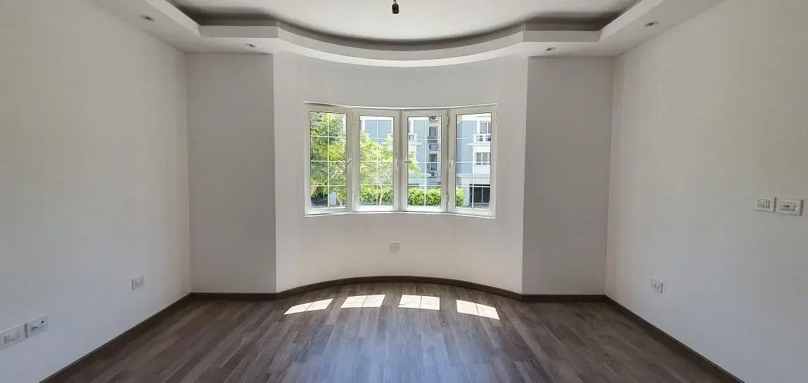 Duplex for rent in Mountain View Executive with Private Garden