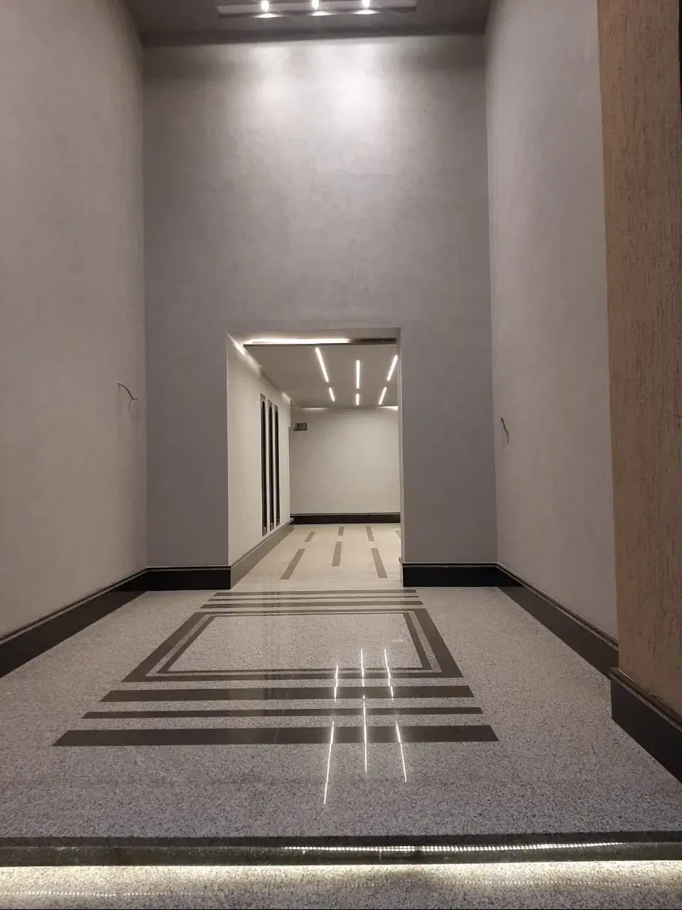 Apartment for sale in El Lotus South 220 sqm