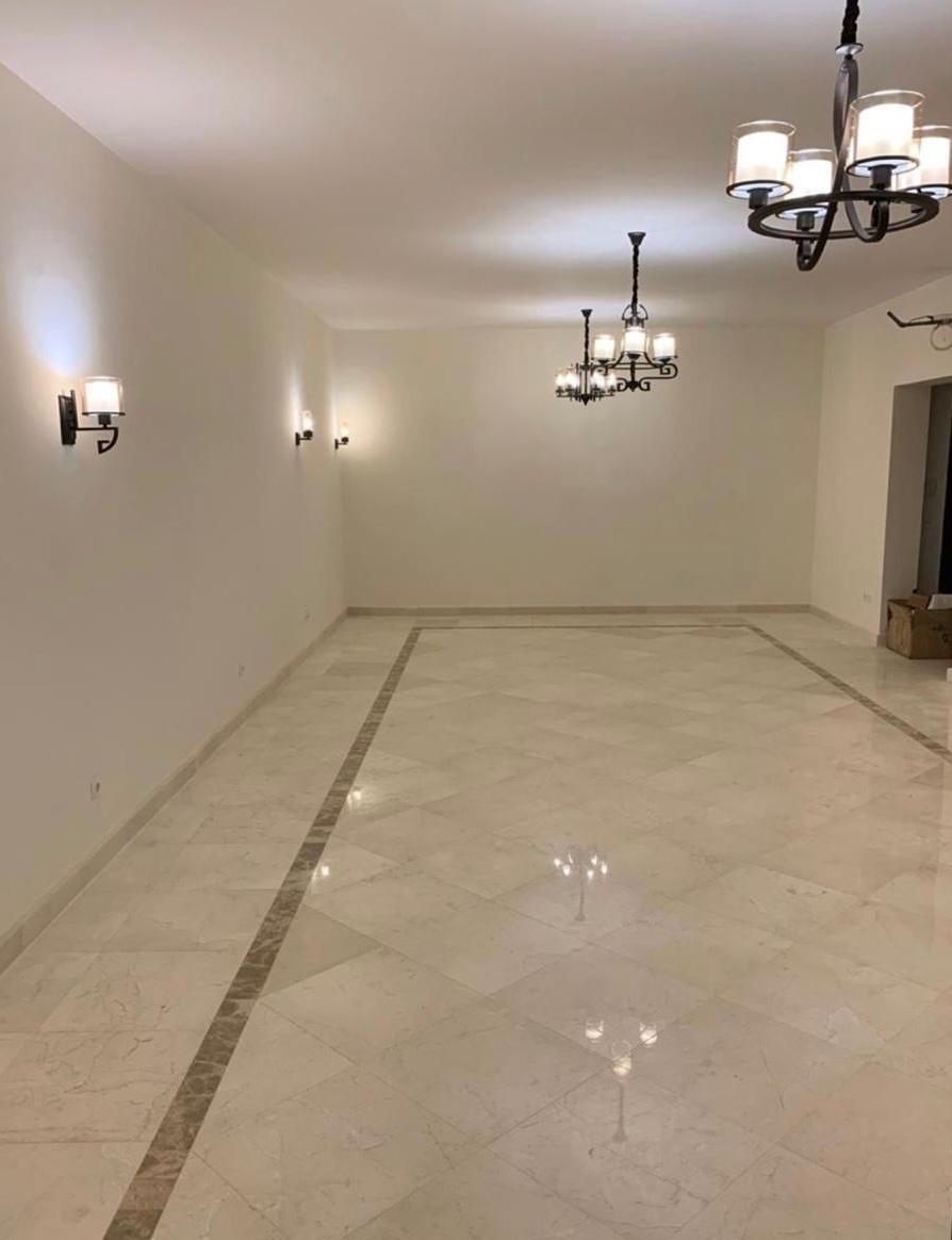 Luxurious 200 sqm Apartment for Rent in Mivida with Kitchen and ACs