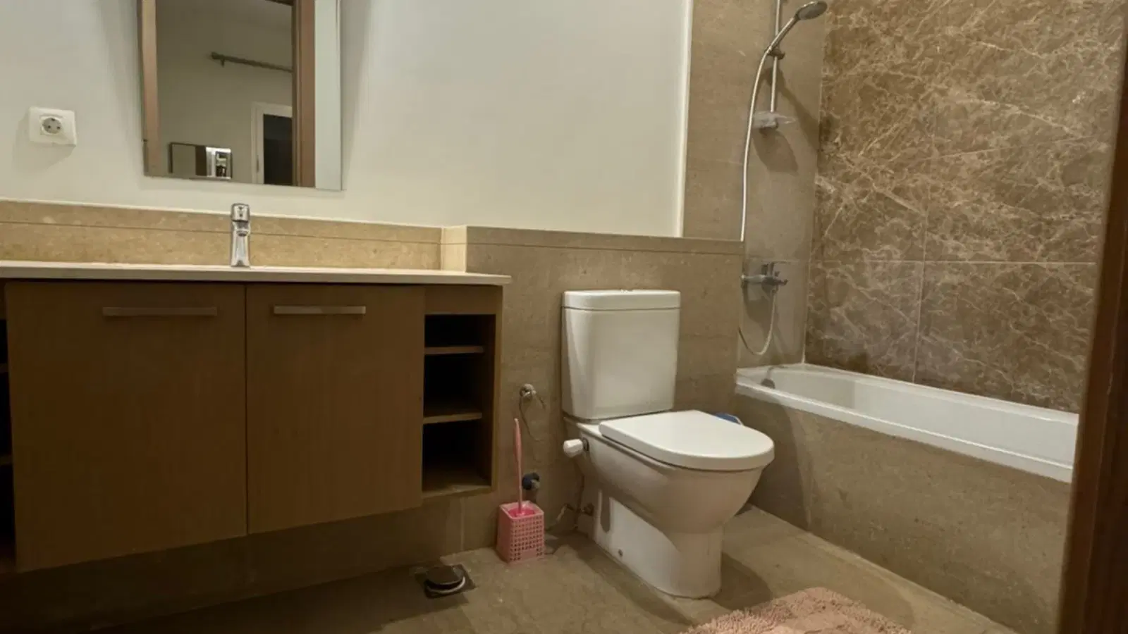 Furnished apartment for rent in Mivida Boulevard by Emaar with central AC