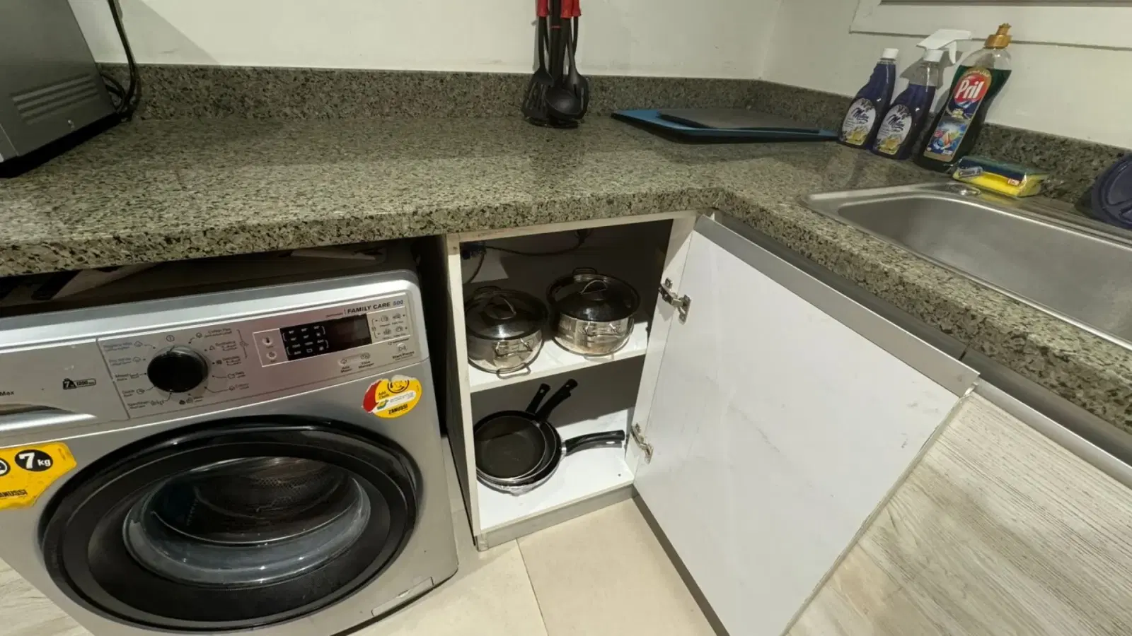 Furnished apartment for rent in Mivida Boulevard by Emaar with central AC