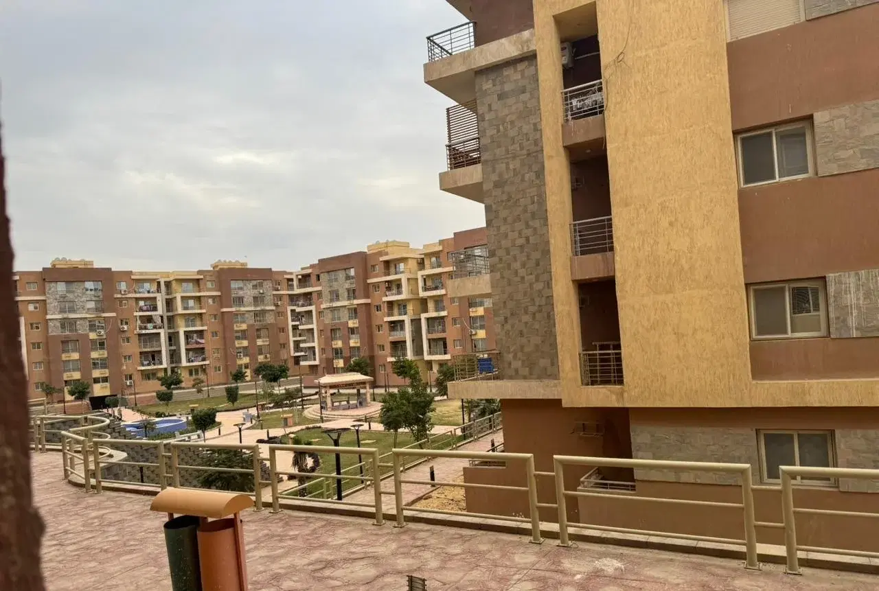 Apartment for rent in Dar Misr Al Qarnfel fully furnished and ready to move