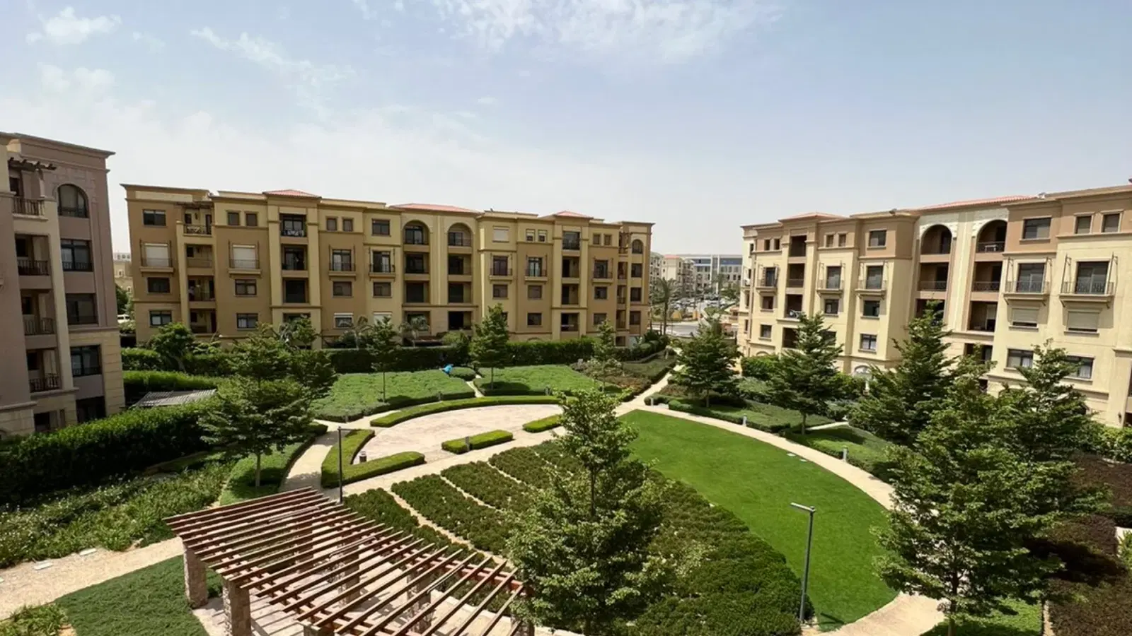 Spacious Furnished apartment Mivida by Emaar Misr, 200 sqm