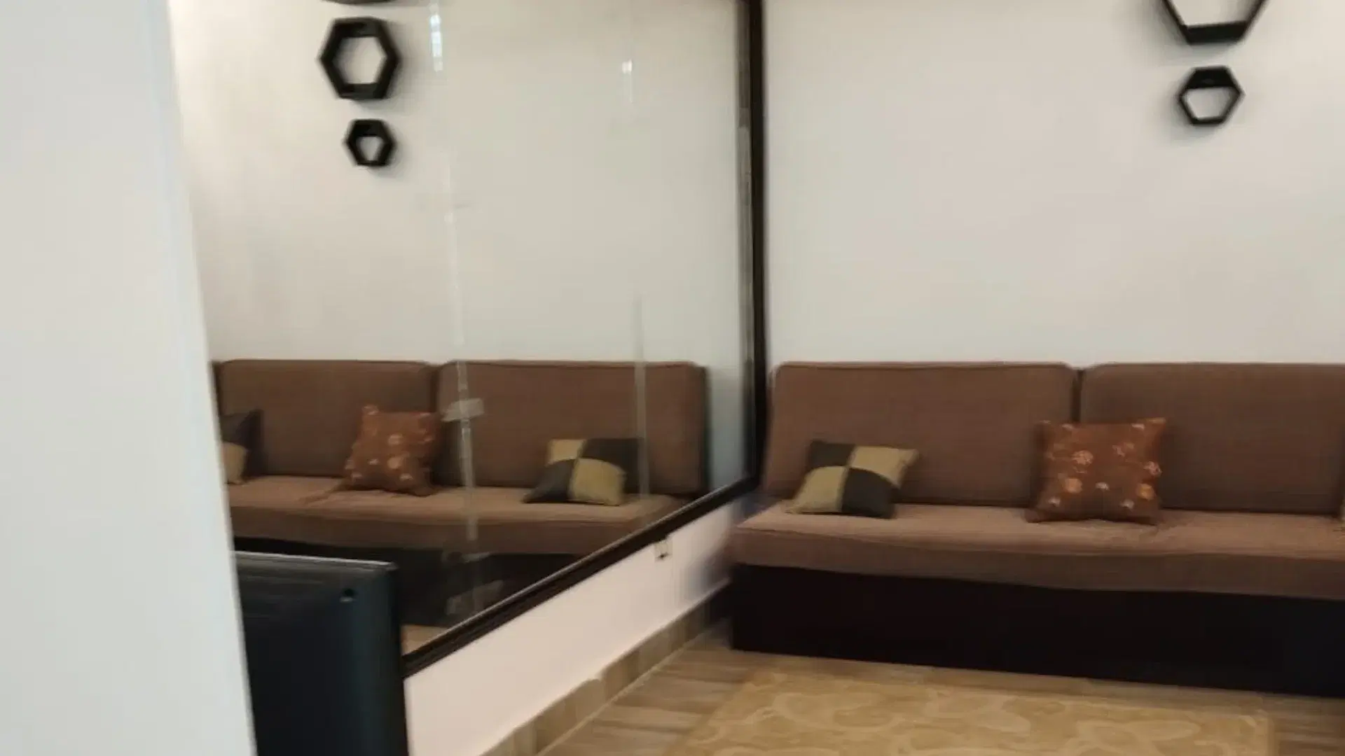 دوبلكس متشطب البنفسج عمارات بجاردن 300م وبيزمنت 150م وجاكوزي