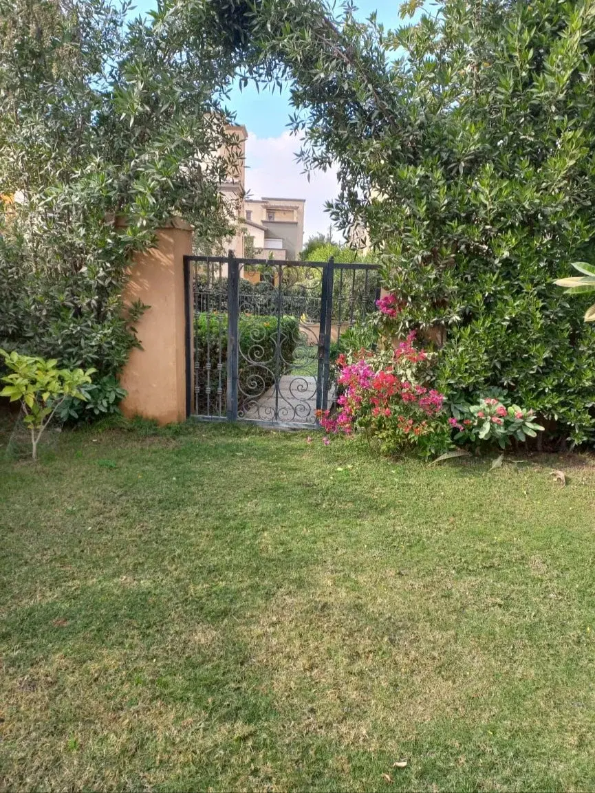 4 bedroom villa Mivida by Emaar Misr, 356 sqm fully finished for rent