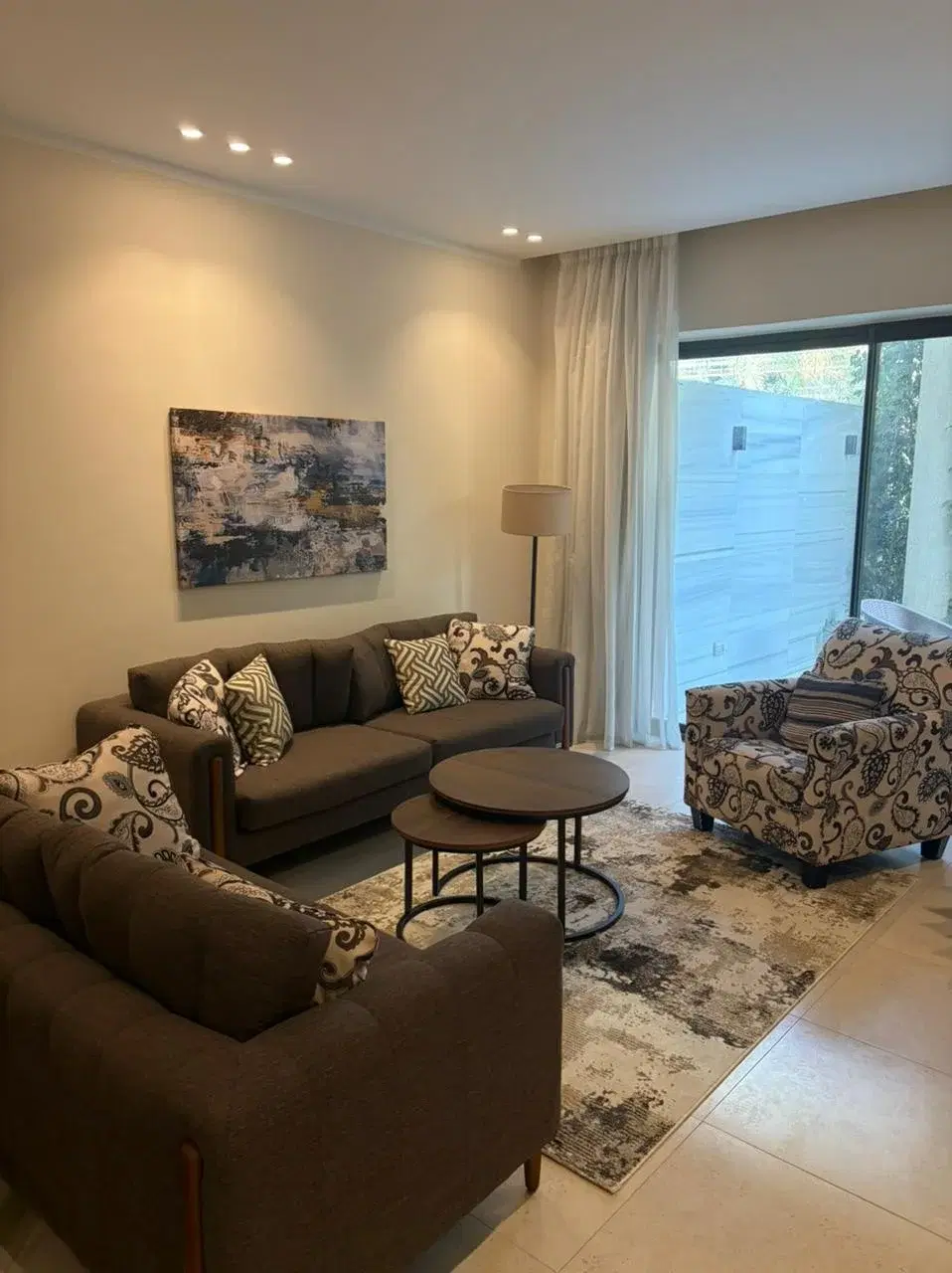 Furnished apartment Lake View, ground floor with 85 sqm garden for rent