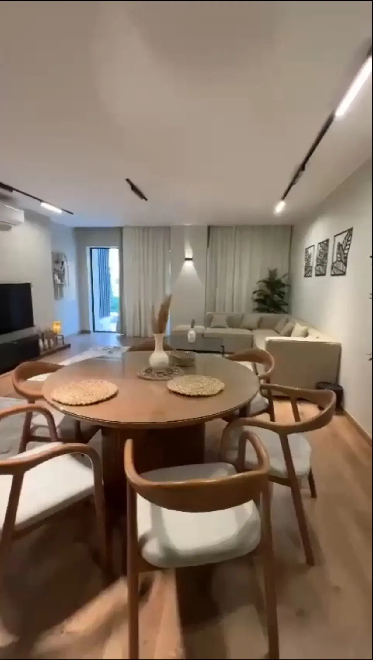 Apartment for rent in Lake View Residence compound, fully furnished