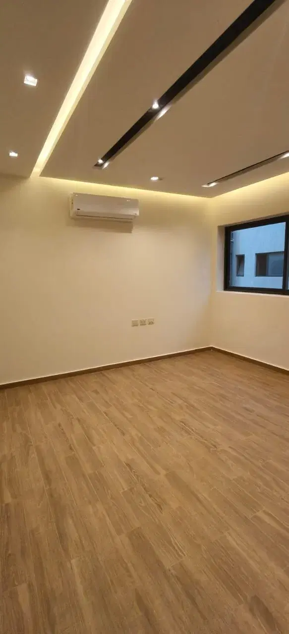 شقة رائعة للإيجار في ليك فيو بإطلالة لاجون