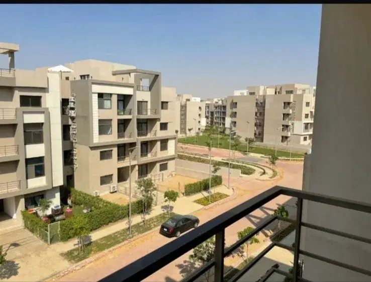 بنتهاوس فاخر للبيع في القاهرة الجديدة داخل المراسم