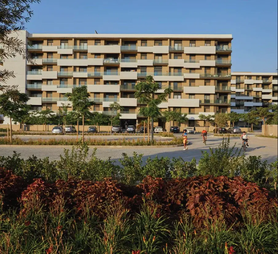 Apartment for Sale in Al Burouj, El Shorouk — 125 sqm, 2 Bedrooms, Fully Finished