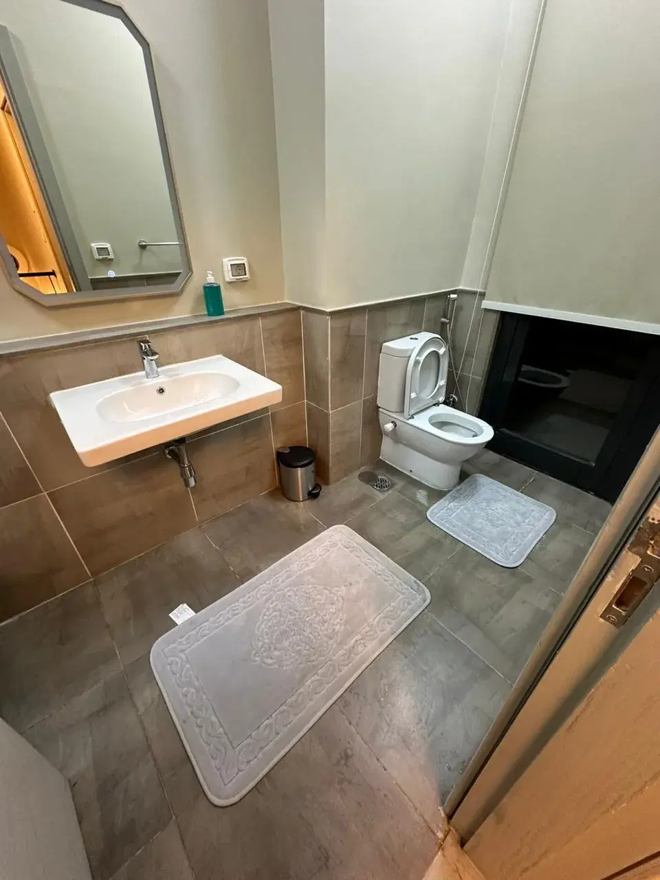 Furnished 3‑Bedroom Townhouse for Sale in Al Burouj, El Shorouk (Phase 1)