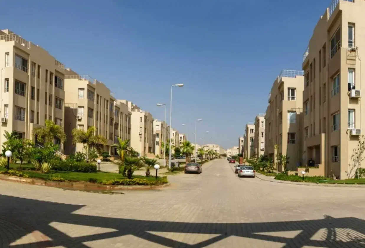 شقة طابق أرضي للبيع في كارما ريزيدنس — 3 غرف نوم، 3 حمامات، 140 م² + 90 م² حديقة