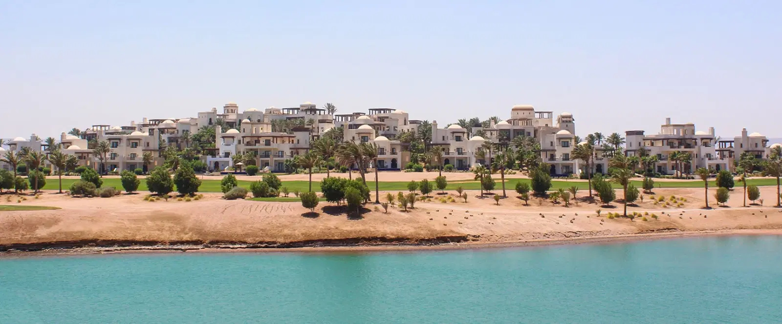 2-Bed Apartment with 29 m² Roof Terrace & Pool Access — Ancient Sands Golf Resort, El Gouna (Orascom Development)