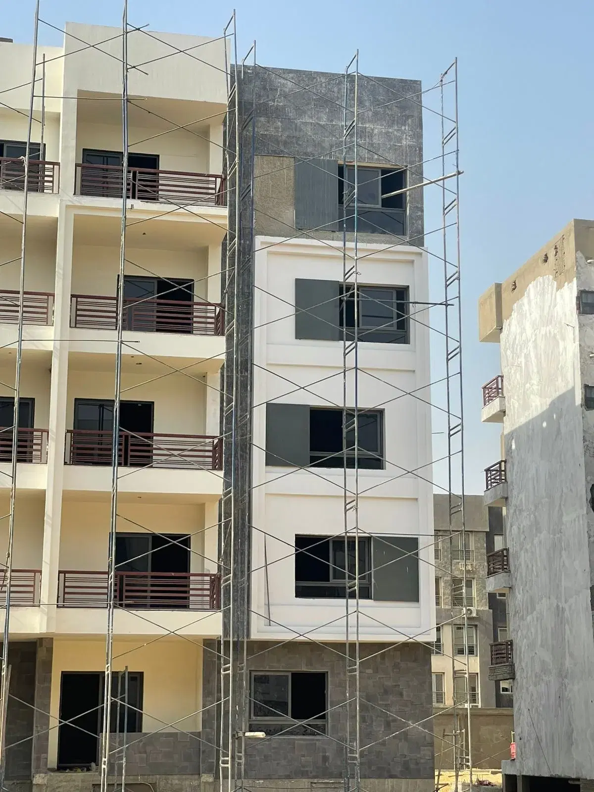 شقة أرضي 2 نوم للبيع في Icon Residence (Icon 2) — 105 م² + حديقة 43 م² | حصرياً على بروبلكس