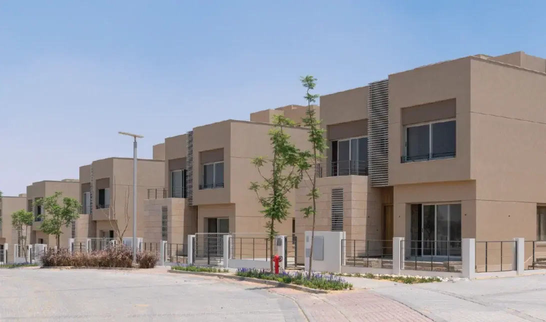 Spacious 4-Bedroom Townhouse for Sale in Palm Hills New Cairo by Palm Hills Developments