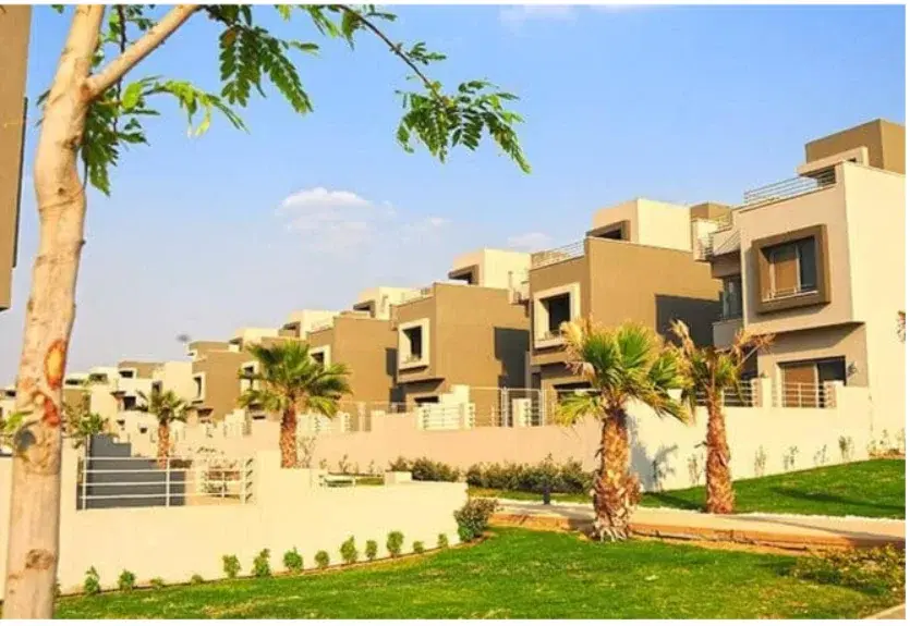 Stunning Twinhouse for Sale in Palm Hills New Cairo - 4 Bedrooms