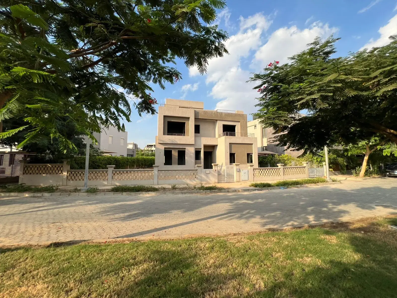 Stunning Villa for Sale in Palm Hills Golf Extension, Featuring 4 Bedrooms in 6th of October City by Palm Hills Developments