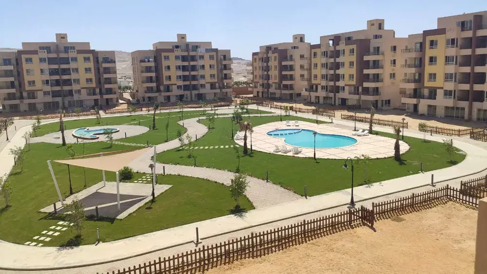 Luxurious Penthouse for Sale in Promenade