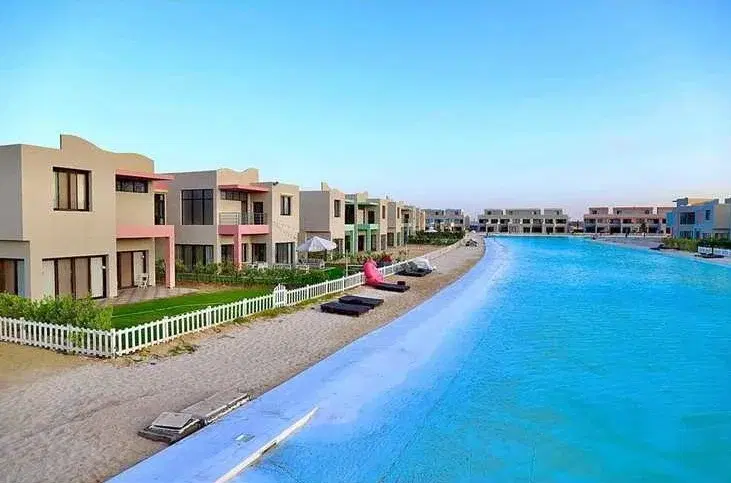 Chalet Ground Floor for Sale in Plage