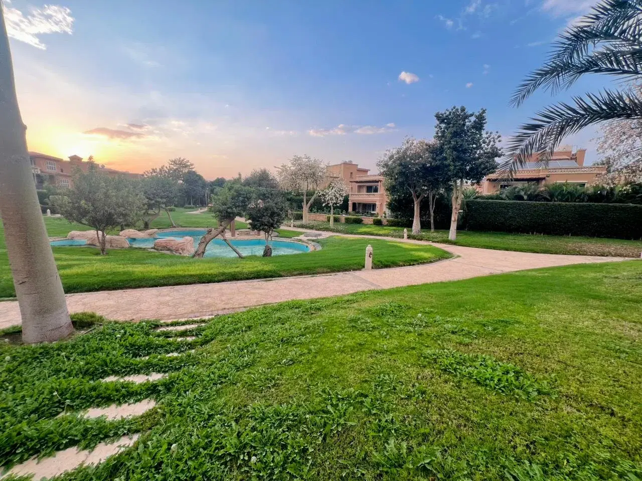 Luxurious Twinhouse for Sale in Bellagio