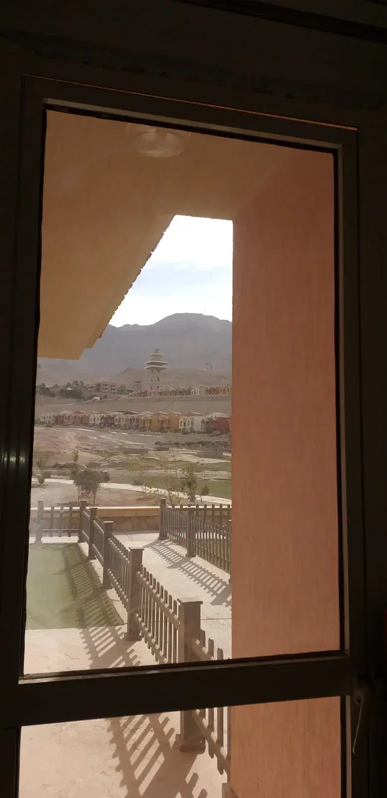 شاليه رائع للبيع في بورتو السخنة من مجموعة عامر