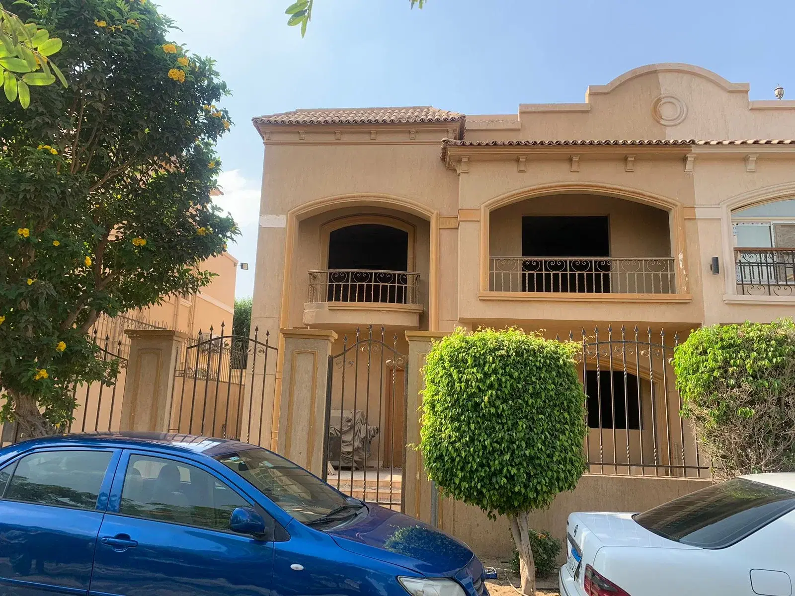 Stunning Twinhouse for Sale in Etoile De Ville, New Cairo by Al Ahly Sabbour Developments