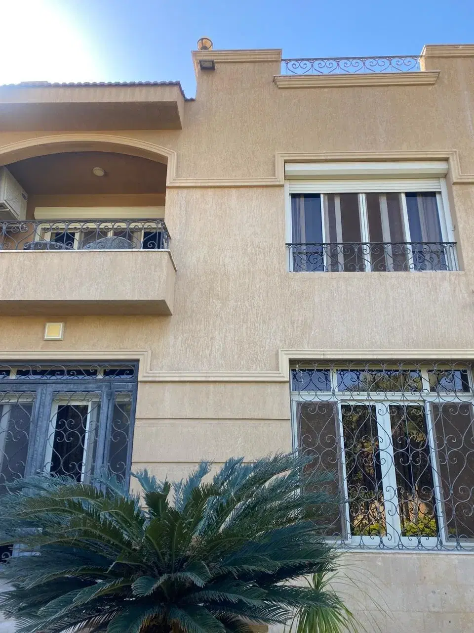 تاون هاوس للبيع في كومبوند أكاسيا