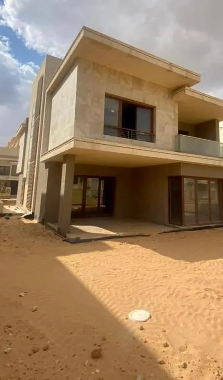 Stunning Villa for Sale in Pyramids Heights Residences