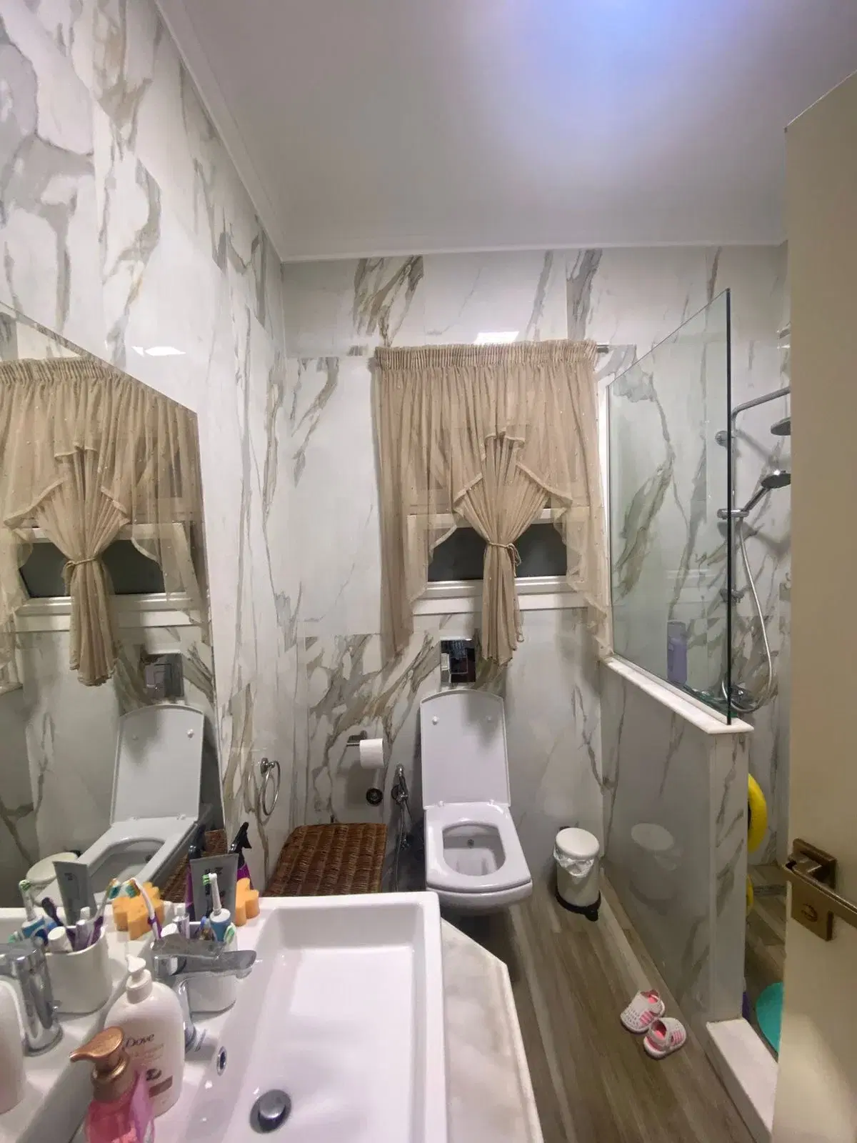 Luxurious Apartment for Sale in Beverly Hills