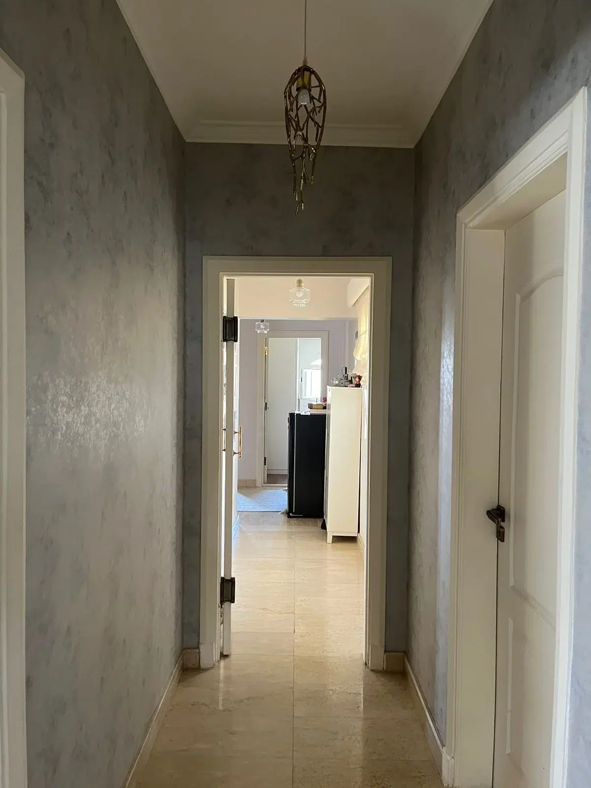 Luxurious Apartment for Sale in Beverly Hills