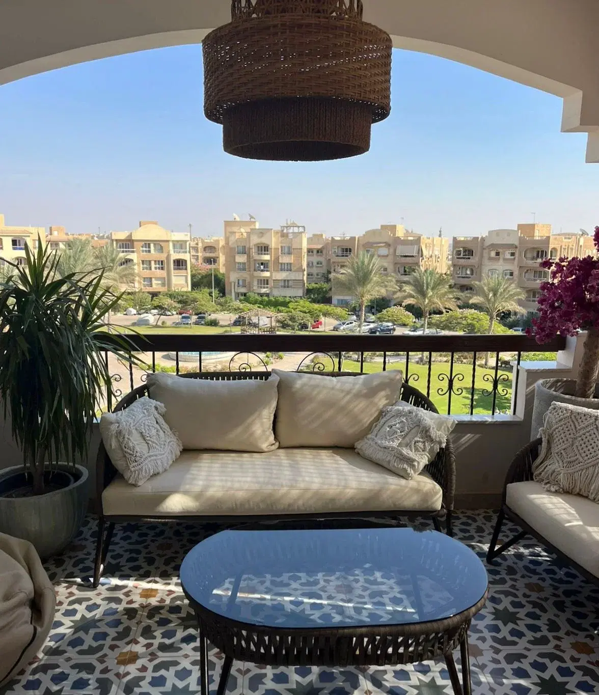 Luxurious Apartment for Sale in Beverly Hills