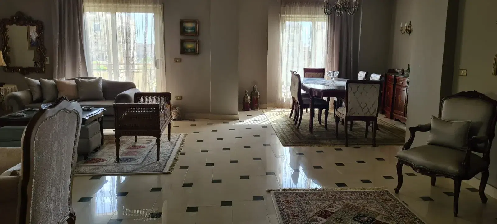 Luxurious Apartment for Sale in Beverly Hills