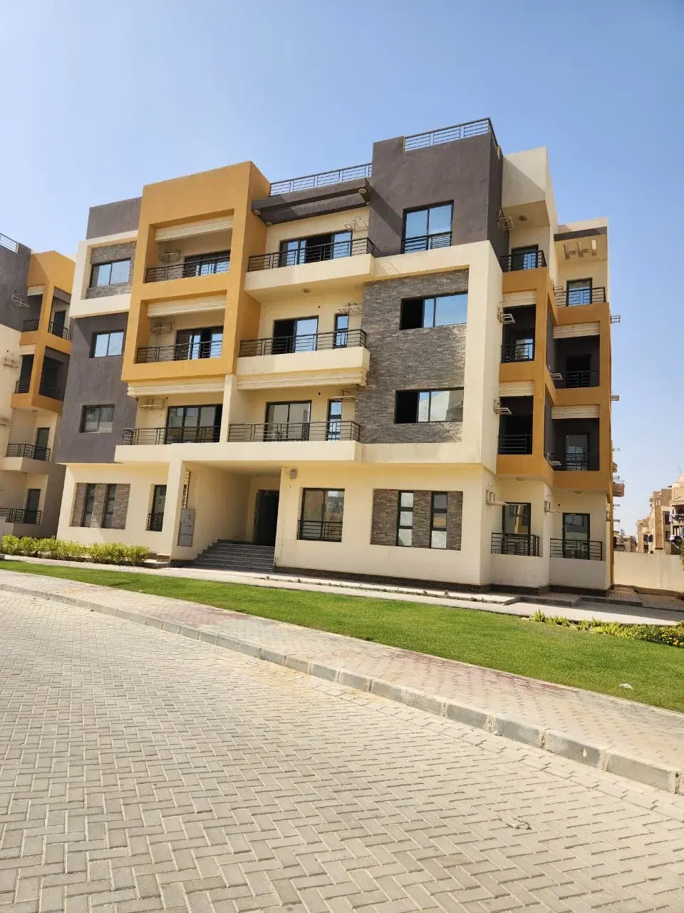 Stunning Apartment for Sale in Tala