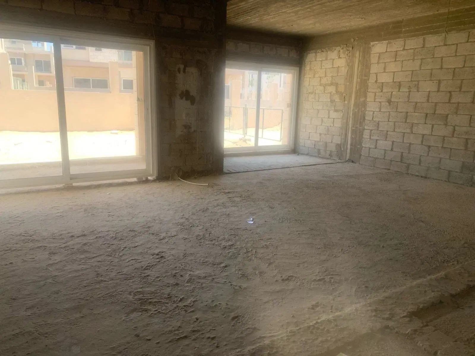 Luxurious Twinhouse for Sale in Tawny