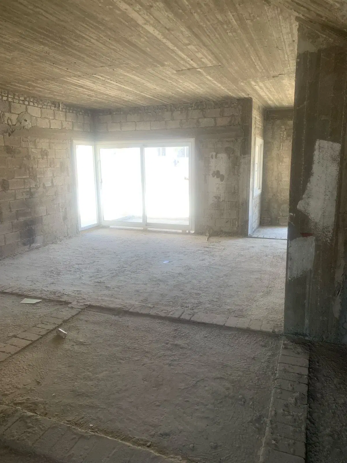 Luxurious Twinhouse for Sale in Tawny
