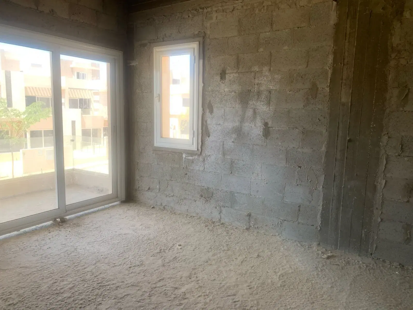 Luxurious Twinhouse for Sale in Tawny