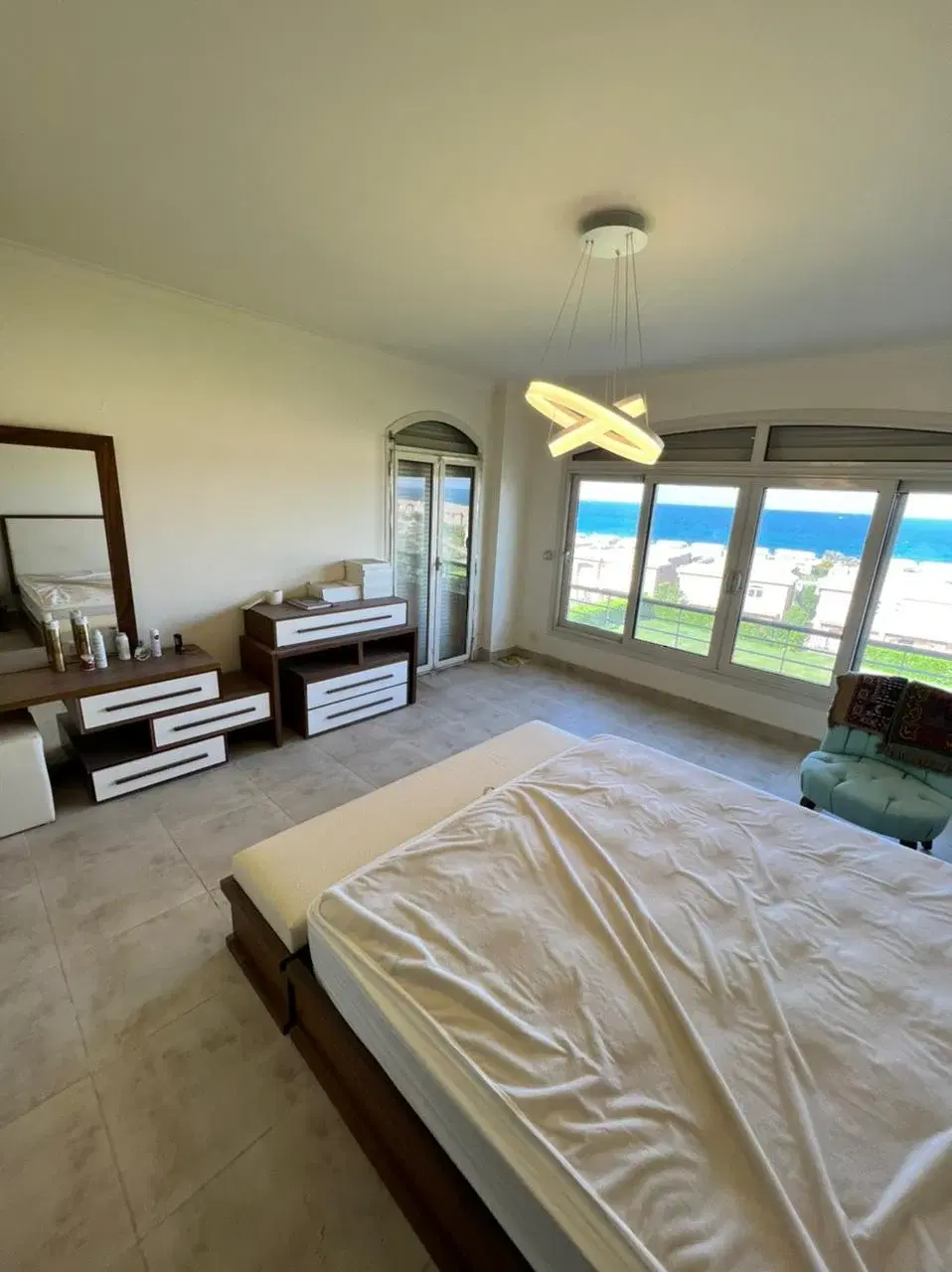 Luxury Villa for Sale in Telal Sokhna with 6 Bedrooms by Roya Developments