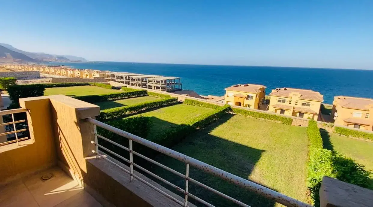 Stunning Twinhouse for Sale in Telal Sokhna with 3 Bedrooms by Roya Developments